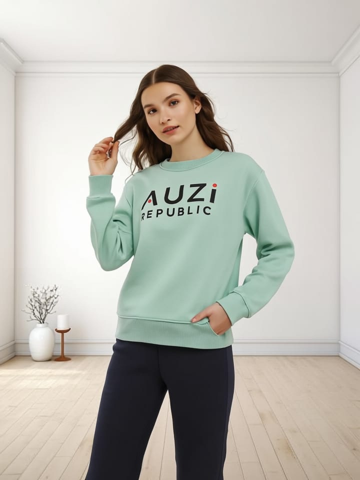 Women NanTucket Sweatshirt Light Blue